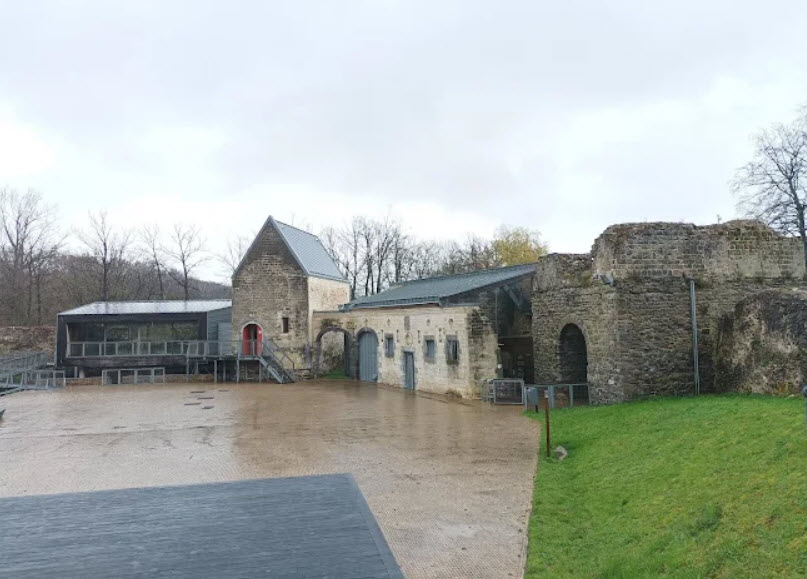 Waterburcht Pietersheim, Belgium